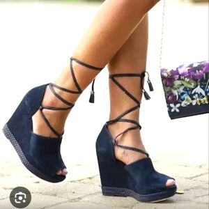 Michael Kors 'Hastings' Suede Wedge Heels - Size 6.5